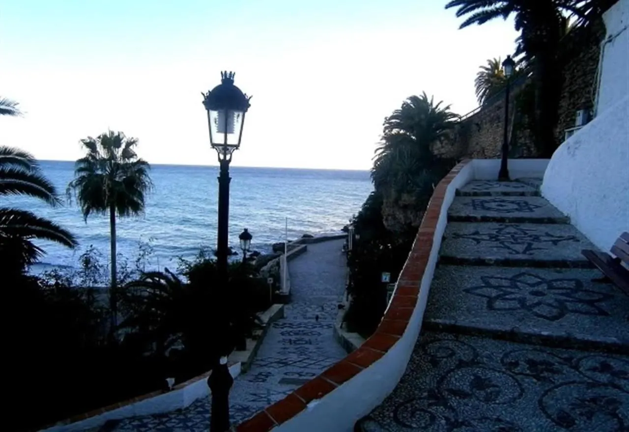 Valparaiso - Burriana Beach Nerja Apartamento